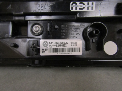 GRILL ATRAPA LISTWA DEKOR VW TIGUAN III RH 24- 571853656A