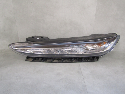 Lampa przód Hyundai Kona 1 I LED DRL 17-21 LH