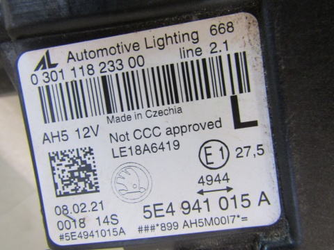 LAMPA PRZÓD SKODA OCTAVIA IV FULL LED 19-24 LH 5E4941015A