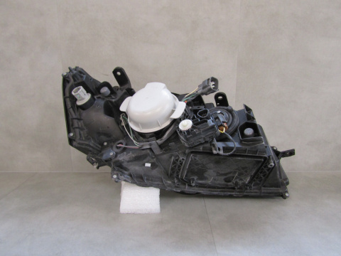 LAMPA PRZÓD SUBARU LEGACY IV OUTBACK GT ZWYKŁA SOCZEWKA JASNA 03-06 LH