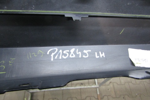 Listwa progowa lewa BMW 2 G42 M Pakiet COUPE 22-