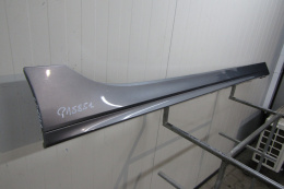 Listwa progowa prawa BMW 1 F40 M Pakiet 19-