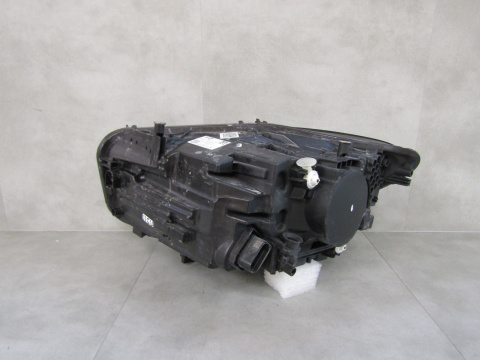 LAMPA PRZÓD MERCEDES B KLASA W247 LED LIFT PERFORMANCE RH 22- A2479061004