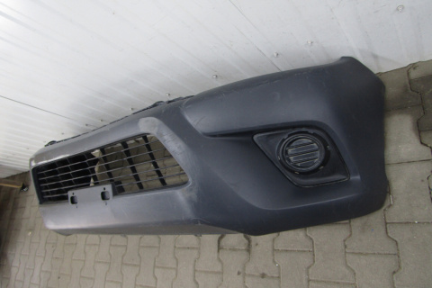 Zderzak przód przedni Toyota Hilux 8 VIII 15-18