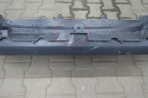 Zderzak przód przedni Toyota Hilux 8 VIII 15-18