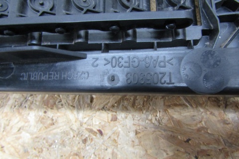 KIEROWNICA POWIETRZA MERCEDES A2146221700 2413760253074
