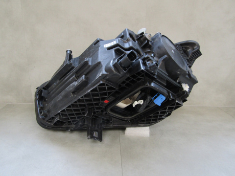 LAMPA PRZÓD MERCEDES B KLASA W247 LIFT MULTIBEAM 23- RH