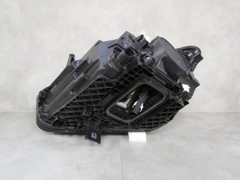 LAMPA PRZÓD MERCEDES B KLASA W247 LED LIFT PERFORMANCE RH 22- A2479061004