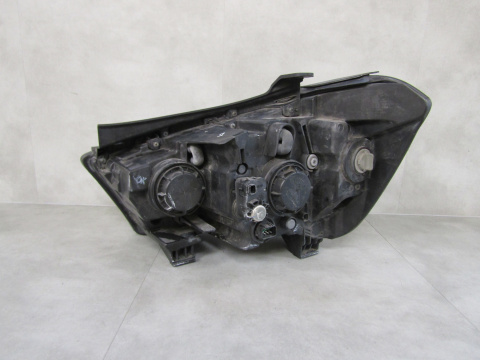 LAMPA PRZÓD HYUNDAI H350 ZWYKŁA RH 14-
