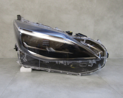 LAMPA PRZÓD TOYOTA YARIS CROSS FULL LED 17-22 RH