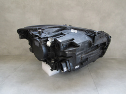 Lampa przód Mercedes B Klasa 247 Lift MULTIBEAM 23- LH