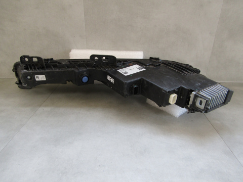 Lampa przód BMW 7 G70 LED DRL SVAROWSKI RH 22- 9879936