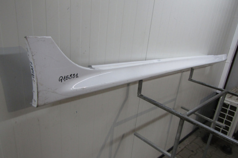 Listwa progowa prawa Jaguar XJ R XJR X351 09-19
