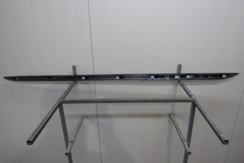 Listwa progowa prawa Audi A1 S line 82A 17- S1
