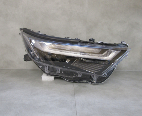 LAMPA PRZÓD TOYOTA RAV 4 IV LIFT FULL LED 21- RH