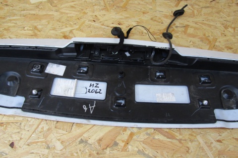 RENAULT CLIO IV SPOJLER KLAPY BAGAŻNIKA TYŁ LOTKA 960307284R