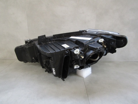 Lampa przód BMW 3 F30 F31 KSENON NIESKRĘTNY 11-15 RH