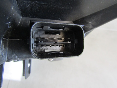 Lampa przód BMW 3 F30 F31 KSENON NIESKRĘTNY 11-15 RH