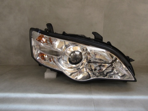 LAMPA PRZÓD SUBARU LEGACY IV OUTBACK GT ZWYKŁA SOCZEWKA JASNA 03-06 RH