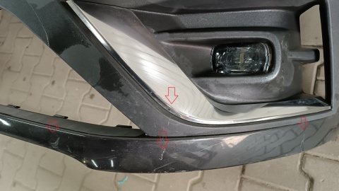 Zderzak przód Renault Trafic III 3 Lift 21- / 1x LED