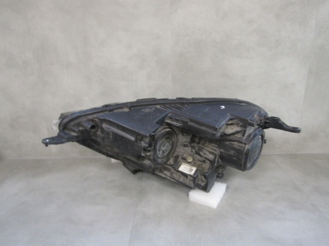 LAMPA PRZÓD FORD ECOSPORT 2 II ZWYKŁA SOCZEWKA RH 17-21 GN15-13W029-YA