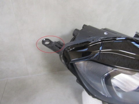 LAMPA PRZÓD FORD ECOSPORT 2 II ZWYKŁA SOCZEWKA RH 17-21 GN15-13W029-YA