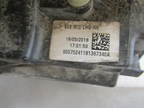 LAMPA PRZÓD FORD ECOSPORT 2 II ZWYKŁA SOCZEWKA RH 17-21 GN15-13W029-YA