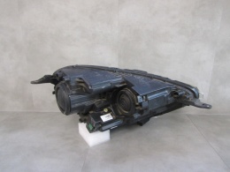 LAMPA PRZÓD FORD ECOSPORT 2 II LIFT ZWYKŁA SOCZEWKA LH 17-