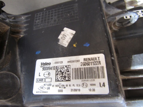 LAMPA PRZÓD RENAULT MEGANE 4 IV ZWYKŁA SOCZEWKA + LED 16-20 LH