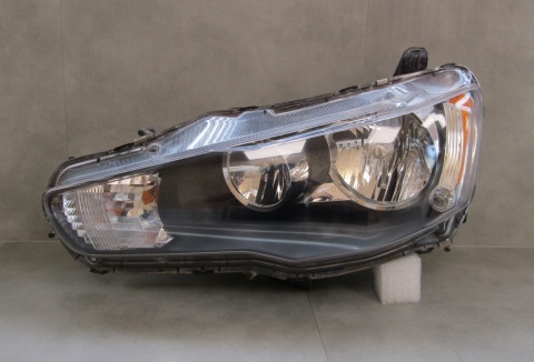 LAMPA PRZÓD MITSUBISHI LANCER 8 VIII ZWYKŁA LH 07-