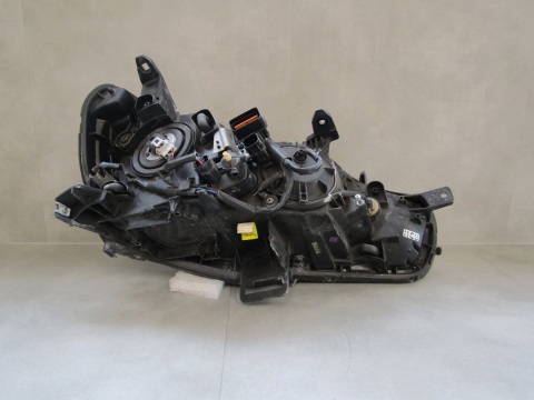 LAMPA PRZÓD MITSUBISHI LANCER 8 VIII ZWYKŁA LH 07-