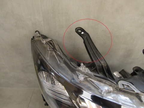 LAMPA PRZÓD TOYOTA LAND CRUISER J150 LIFT LED 18-22 RH