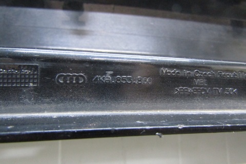 Listwa progowa prawa Audi A7 C8 4K8 17- nakładka progu