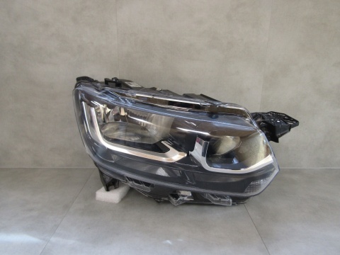 LAMPA PRZÓD TOYOTA PROACE CITY ZWYKŁA RH PRAWA 19- 9835780580