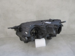 LAMPA PRZÓD TOYOTA PROACE CITY ZWYKŁA RH PRAWA 19- 9835780580