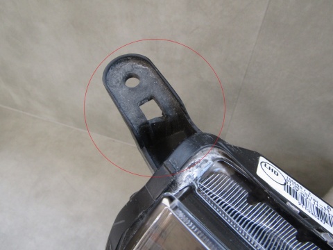 Lampa przód Toyota Verso LIFT ZWYKŁA SOCZEWKA 13-18 RH 81130-0F161