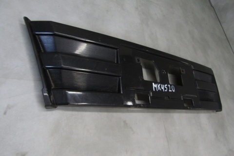 Kratka zderzaka przód przednia Toyota Noah 2014–2017 53105-28030