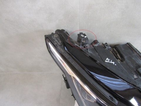 LAMPA PRZÓD VOLKSWAGEN VW GOLF 8 VIII LED 19-24 RH PRAWA