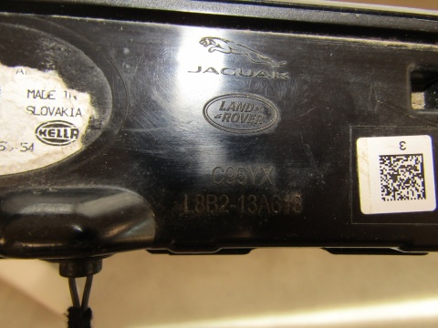 LAMPA ŚWIATŁO STOP STOPU TRZECIE LAND ROVER DEFENDER 2 II 20- L8B2-13A613