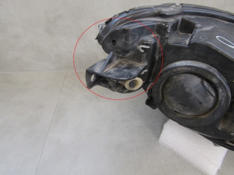 LAMPA PRZÓD TESLA S KSENON NIESKRĘTNY 12-16 LH LEWA