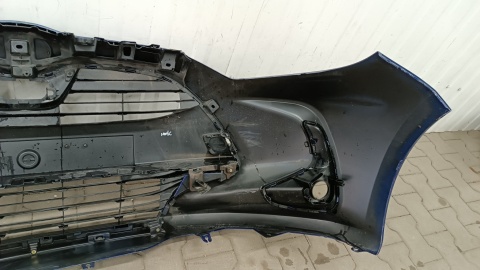 Zderzak przód przedni Toyota Yaris 4 IV 20-23