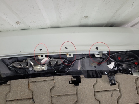 Zderzak tył tylny Peugeot e 208 E208 2 II GT Line Elektryk 19- 6 PDC