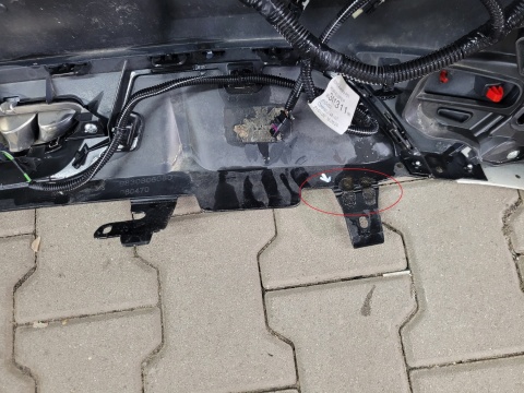 Zderzak tył tylny Peugeot e 208 E208 2 II GT Line Elektryk 19- 6 PDC