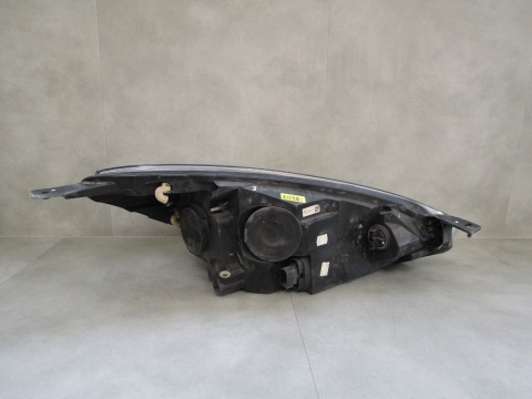 Lampa przód Ford Fiesta MK8 SOCZEWKA LED 17-21 LH L1BB-13E015-CE