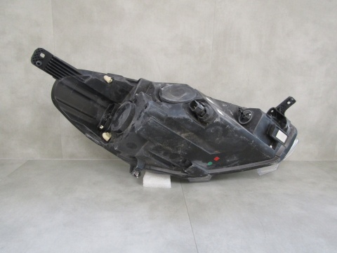 Lampa przód Ford Fiesta MK8 SOCZEWKA LED 17-21 LH L1BB-13E015-CE