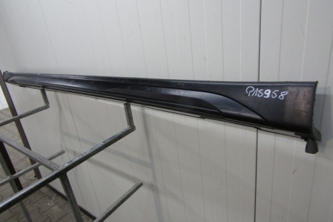Listwa progowa lewa Kia Ceed III 3 GT 18- 5D GT Line