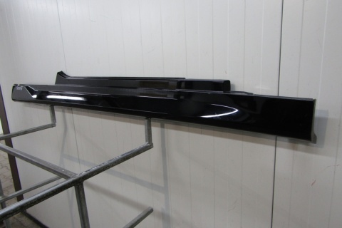 Listwa progowa prawa MINI Cooper JCW 3D 24- sport cs F66 F67