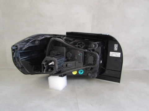 Komplet lamp tylnych lewa prawa Citroen C3 IV ZWYKŁA Z LED 24- 9845616480