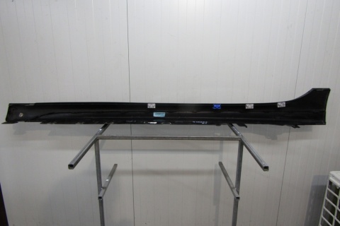 Listwa progowa prawa BMW 2 F44 M Pakiet 19-