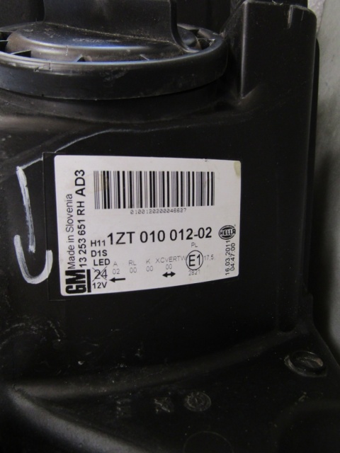 LAMPA PRZÓD OPEL ASTRA J IV KSENON SKRĘTNY 09- RH PRAWA 1ZT02012-02